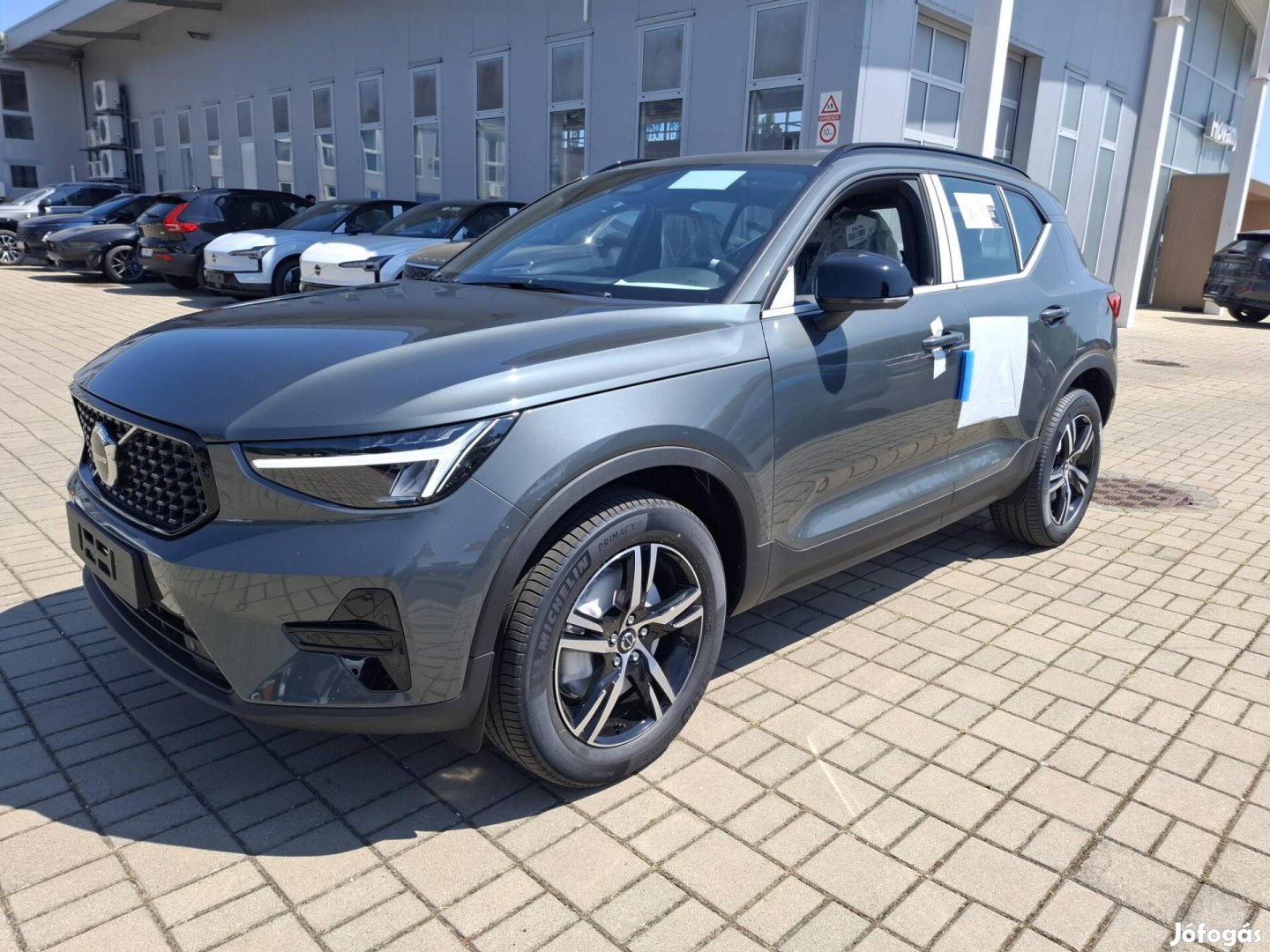 Volvo XC40 2.0 [B3] Mhev Plus Dark DCT Júliusi...